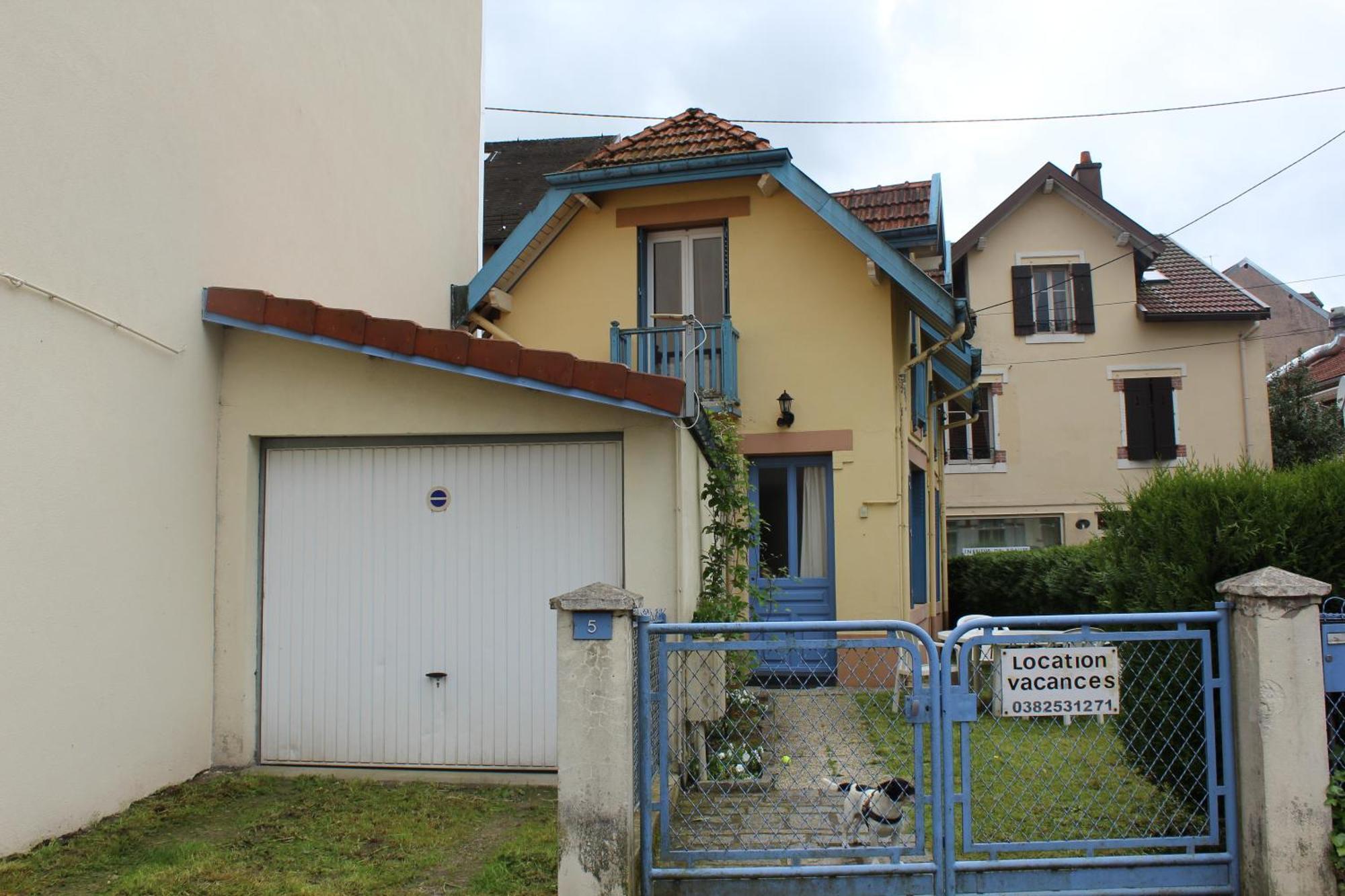 הוילה ג'רארדמר La Maison Jaune Et Bleue מראה חיצוני תמונה